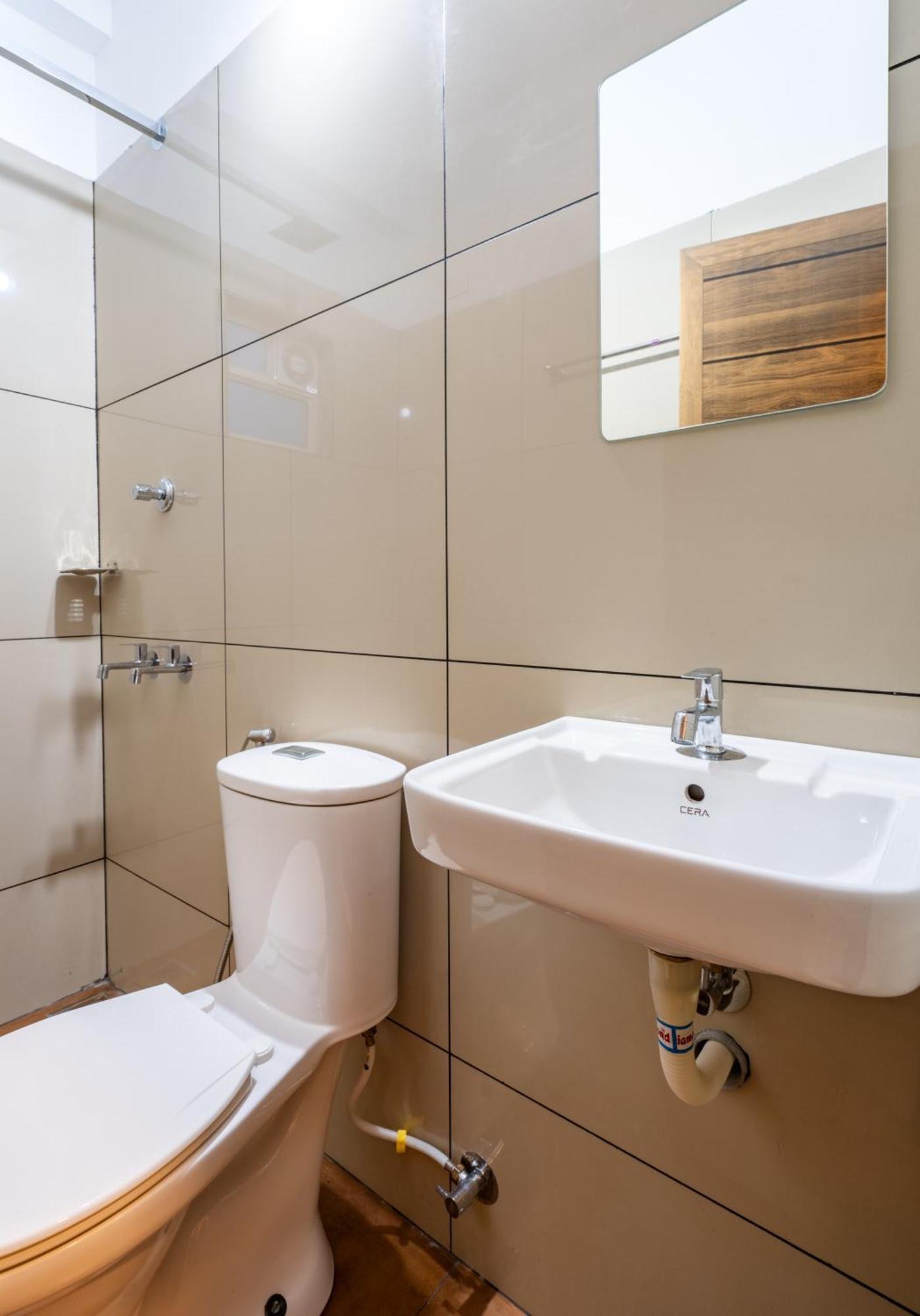 Yaad Residency Hotel Kochi Eksteriør billede