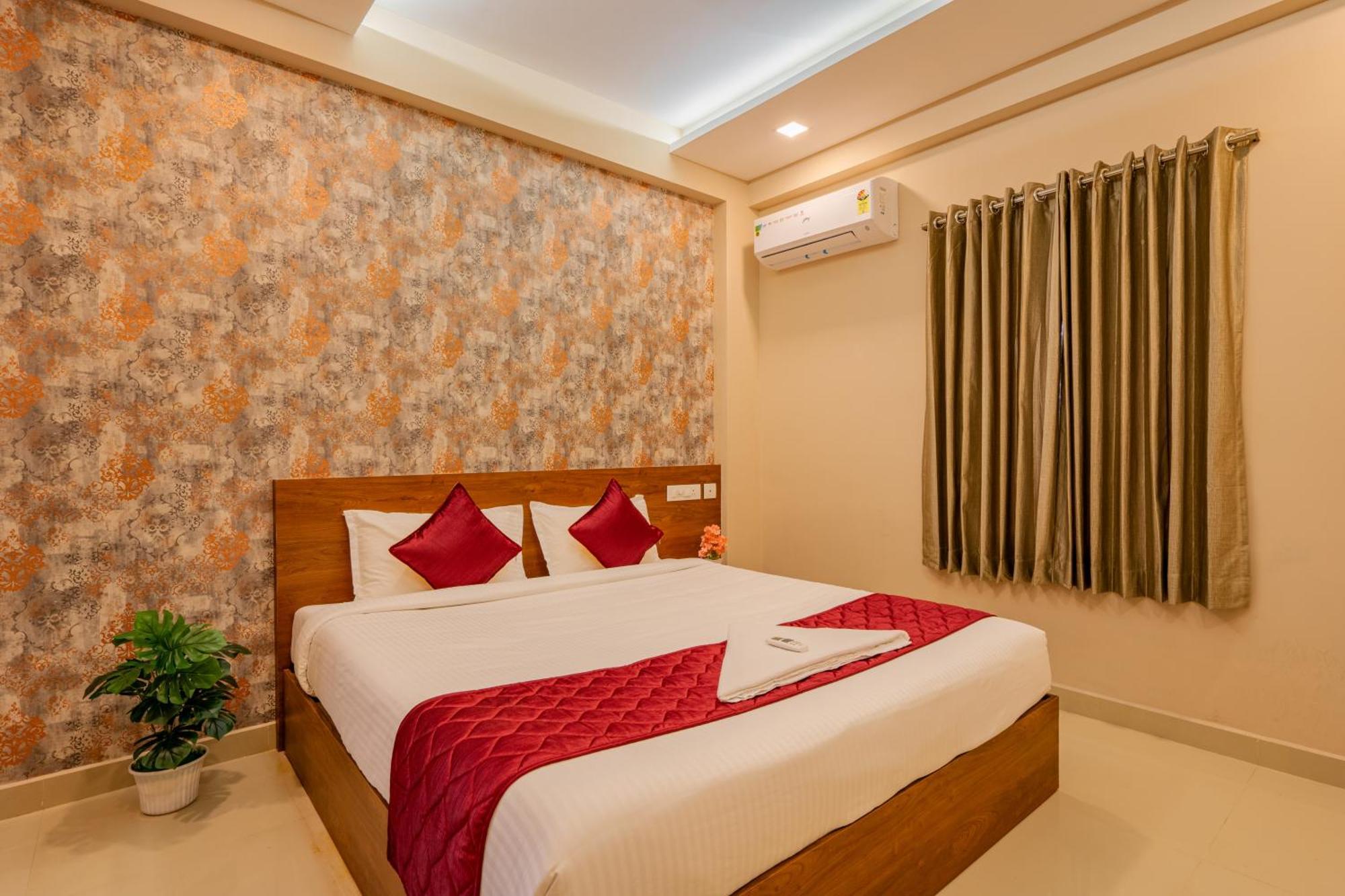 Yaad Residency Hotel Kochi Eksteriør billede