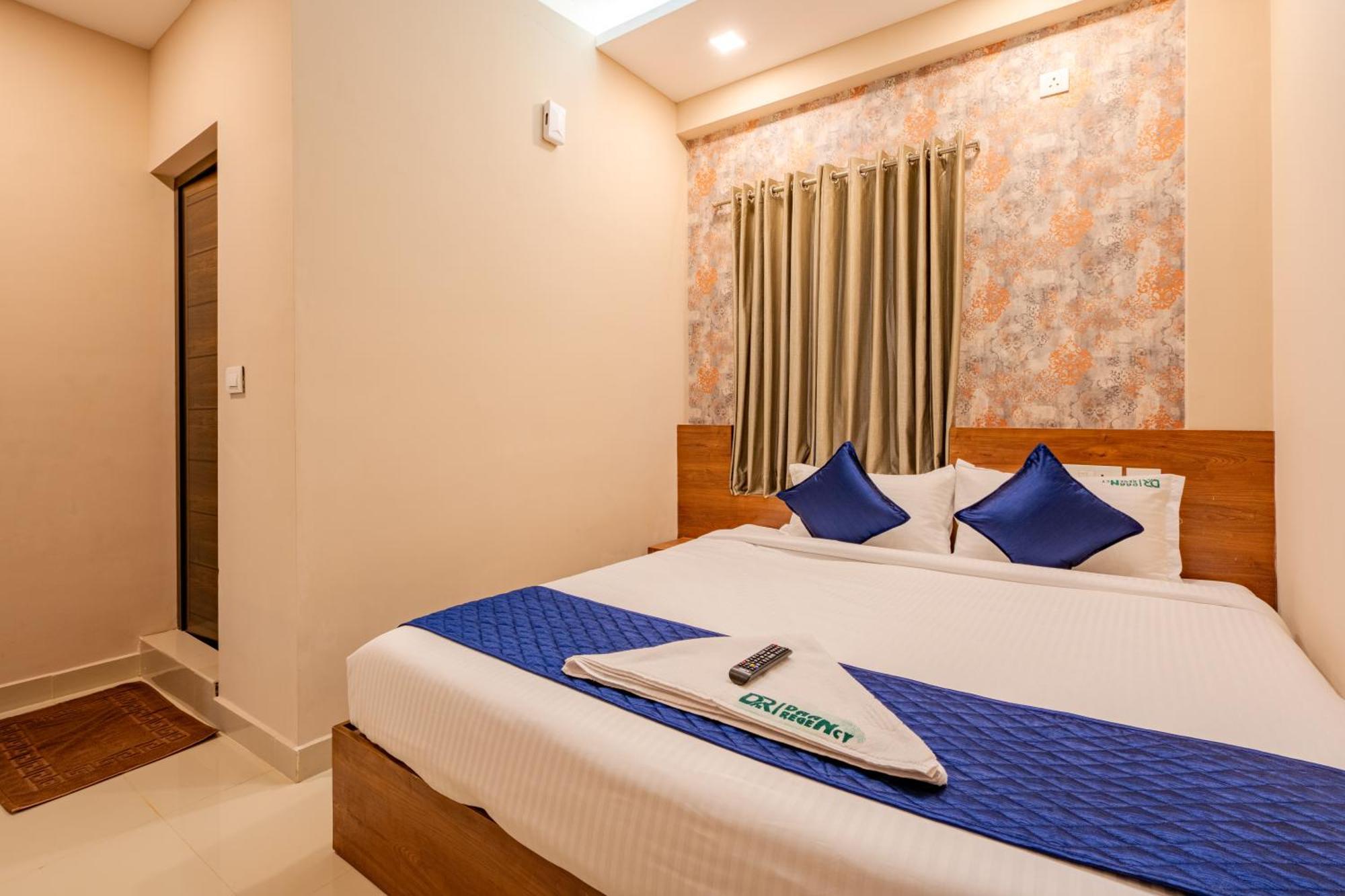 Yaad Residency Hotel Kochi Eksteriør billede