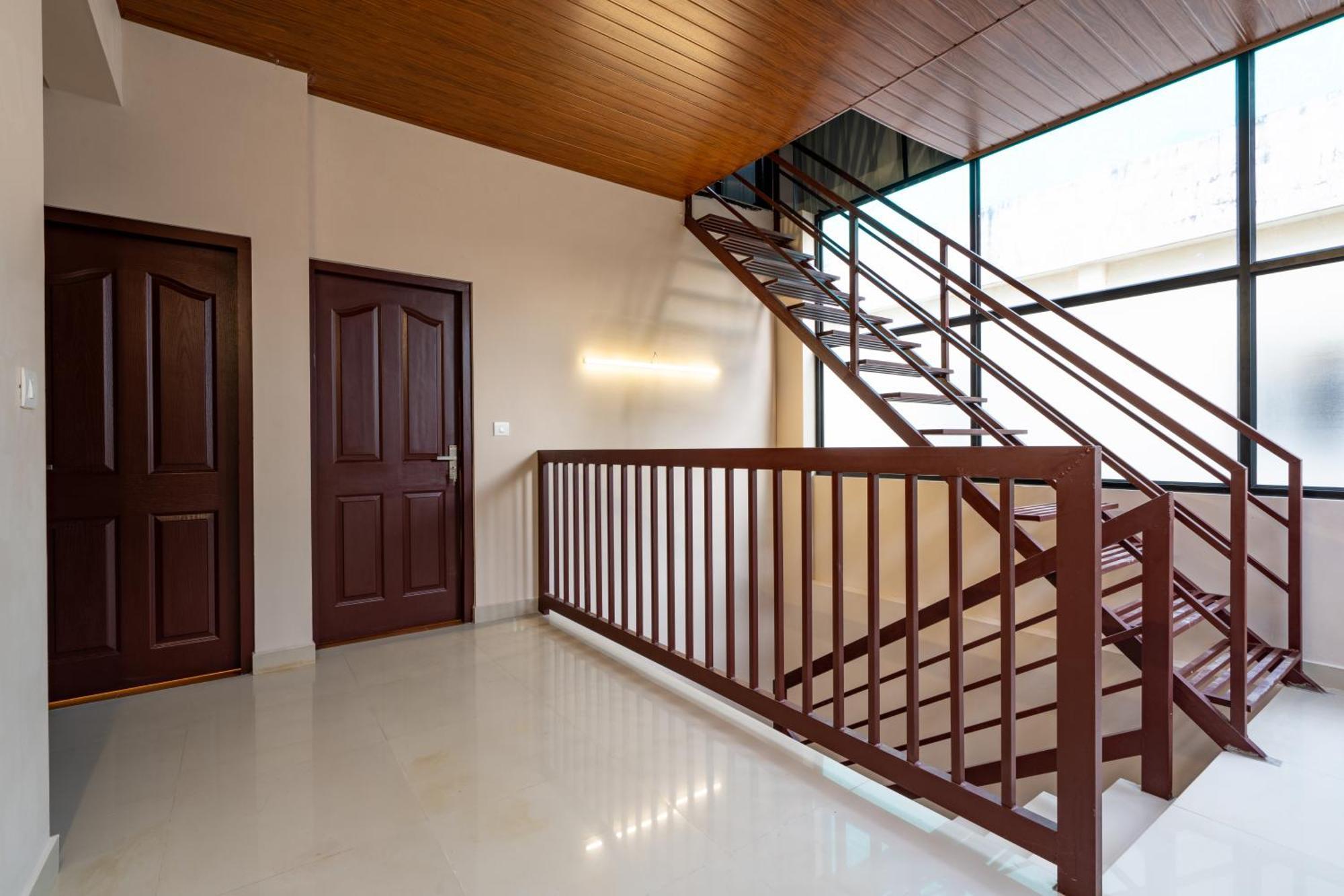 Yaad Residency Hotel Kochi Eksteriør billede