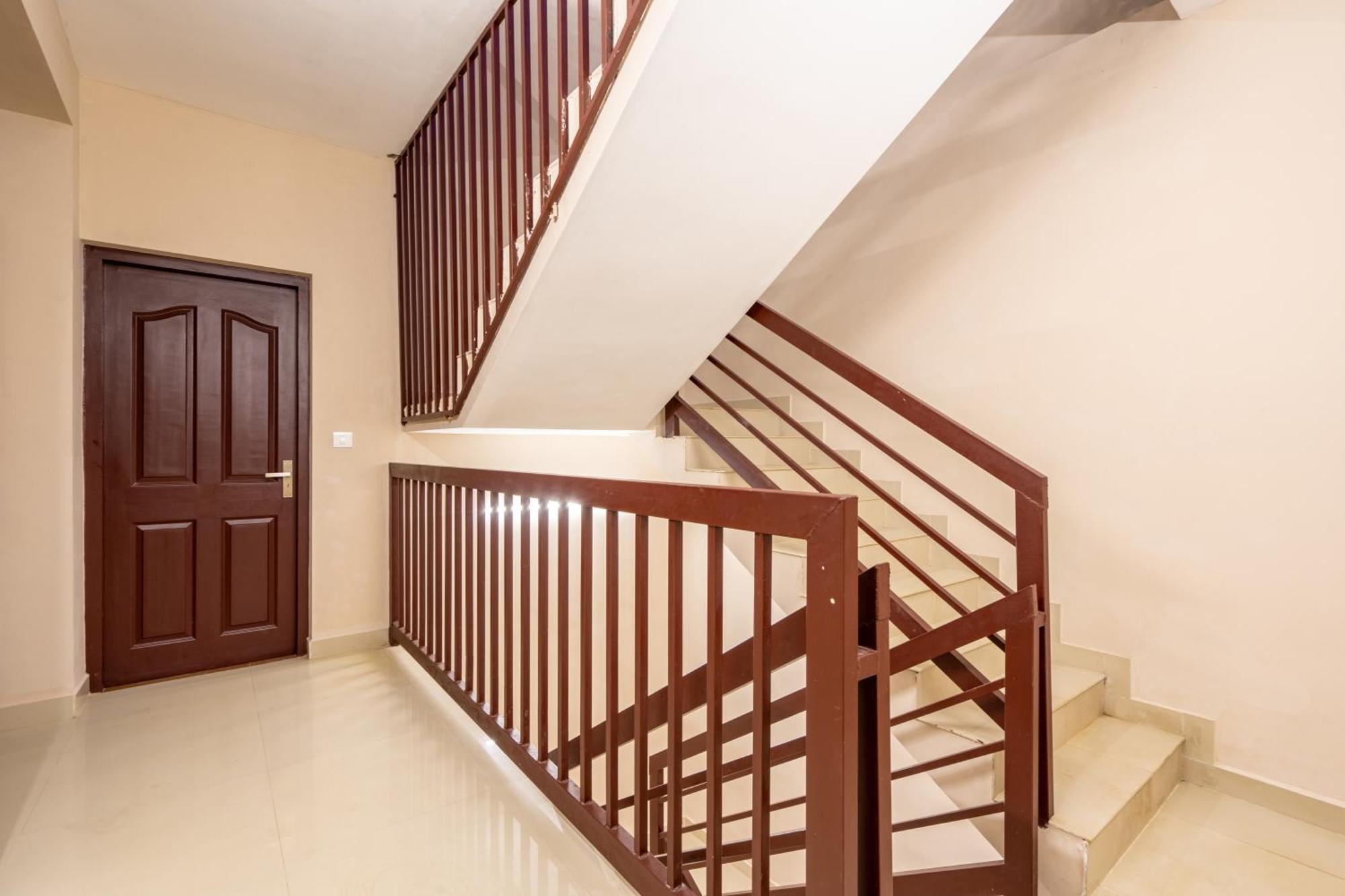 Yaad Residency Hotel Kochi Eksteriør billede