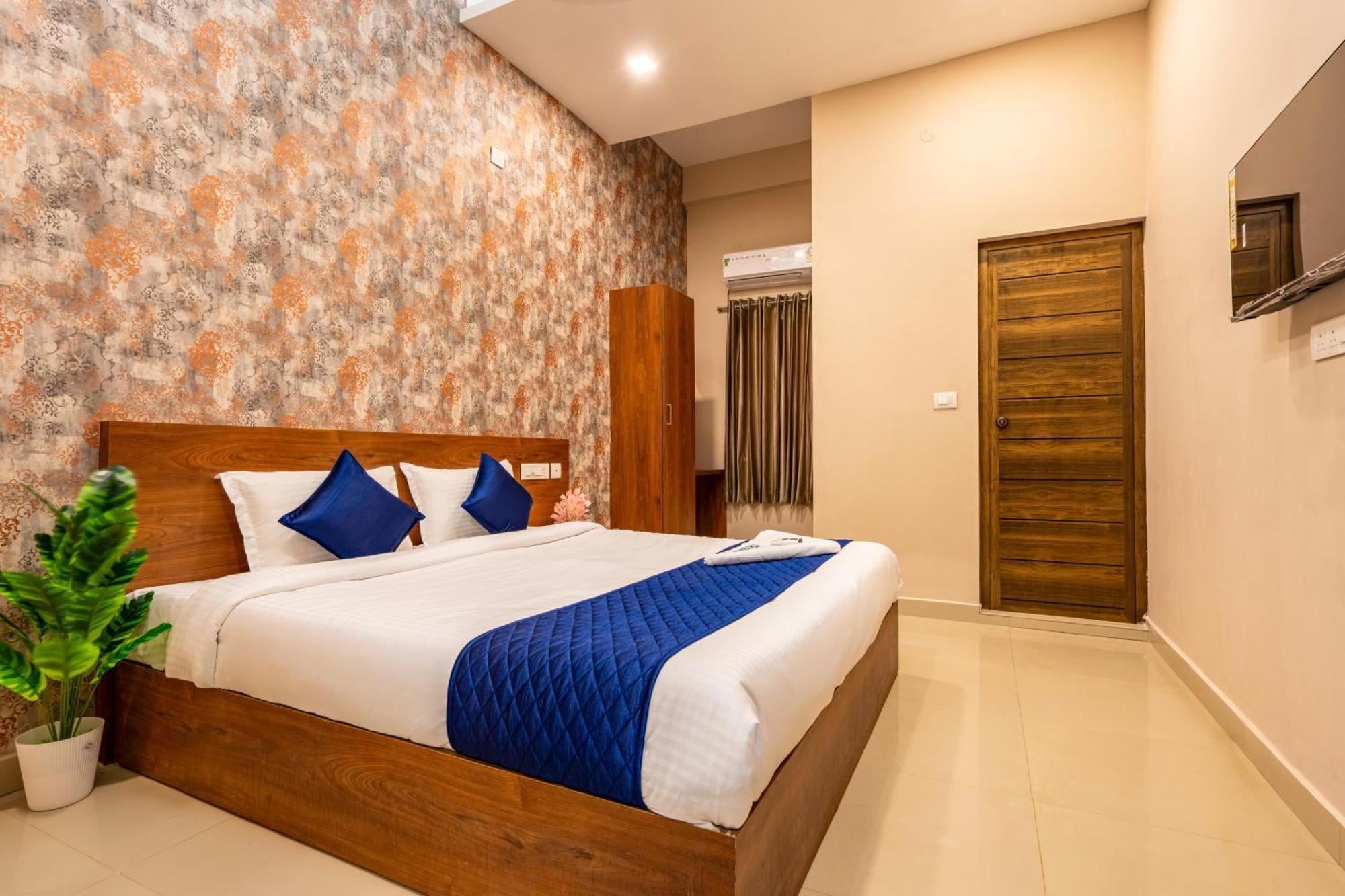 Yaad Residency Hotel Kochi Eksteriør billede